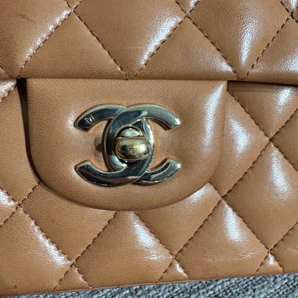 CHANEL caramel double flap - Picture 17 of 17